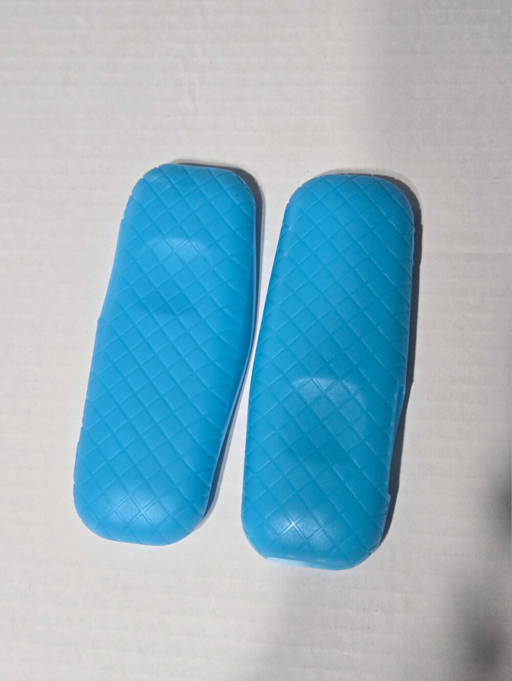 2 Pack Silicone Remote Covers Compatible With Roku Remote Glow Blue Protective - Picture 6 of 8